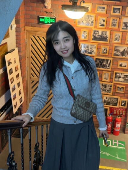 Eisha from Zhangjiakou